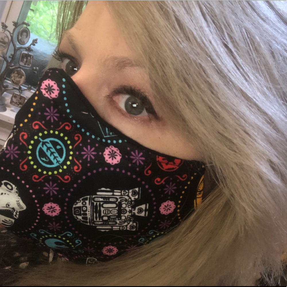 Washable C3P0 R2D2 Face Mask With Filter Pocket